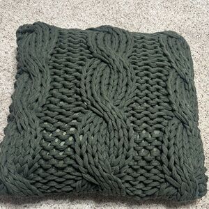 Pottery Barn Chunky Knit Green pillow and cover - Used (20x20)